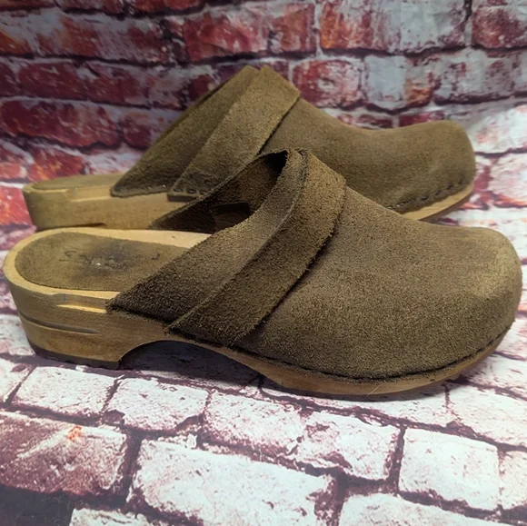 Sanita Suede Wooden Danish Clogs - Picture 5 of 12